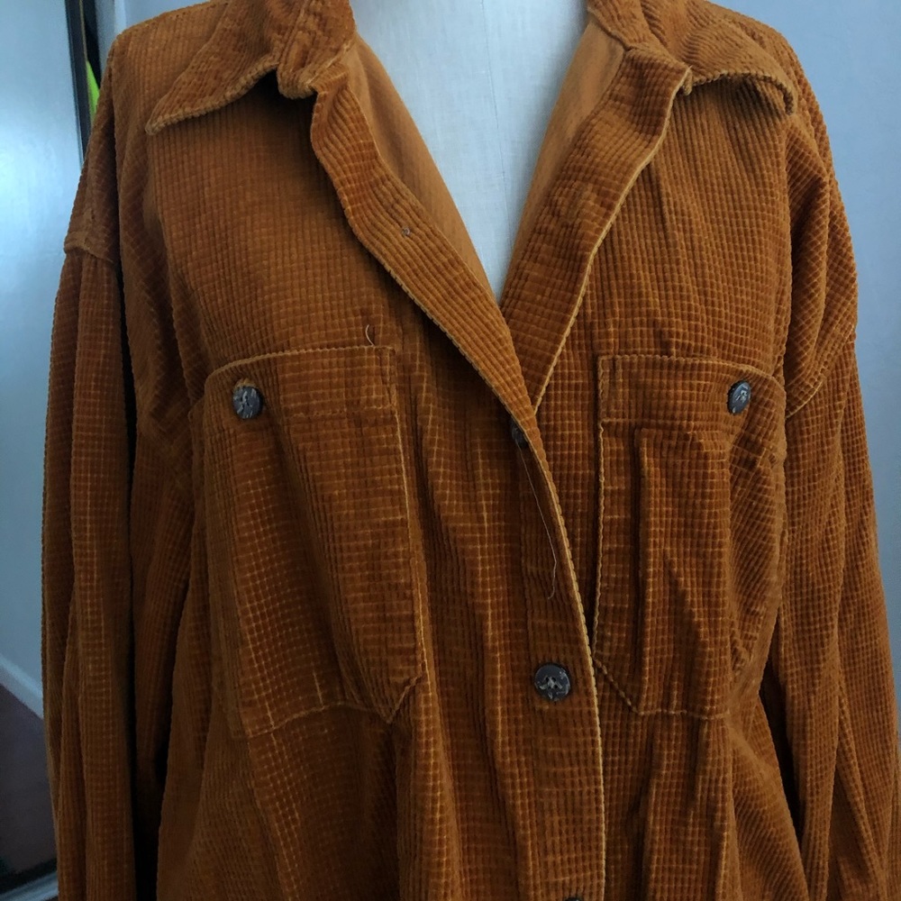 Large Waffle Texture Button Up - image 3